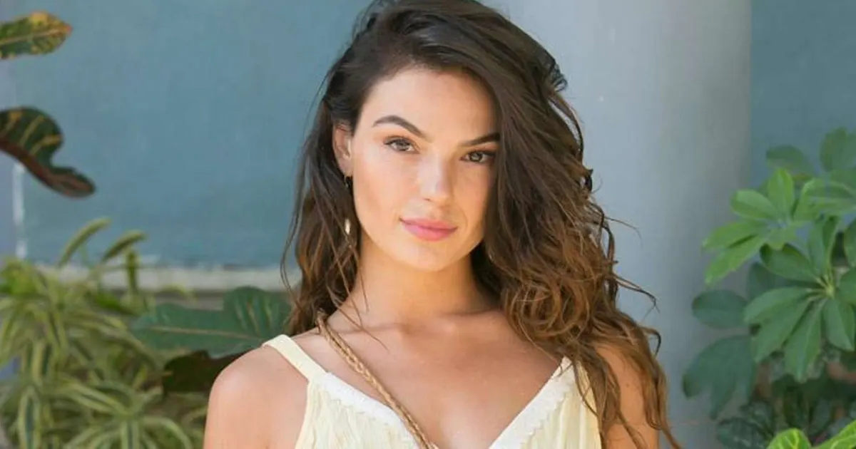 Imagem de Isis Valverde brilha em estreia internacional com “Código Alarum” e conquista elogios da crítica europeia