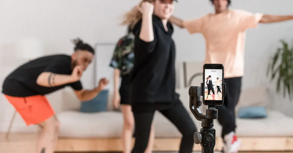 Imagem de Os Fenômenos Virais da Semana: O Que Agitou as Redes Sociais?