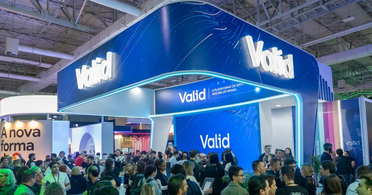 Imagem de A Revolução Financeira: Como as Novas Tecnologias Transformarão as Finanças Brasileiras em 2025