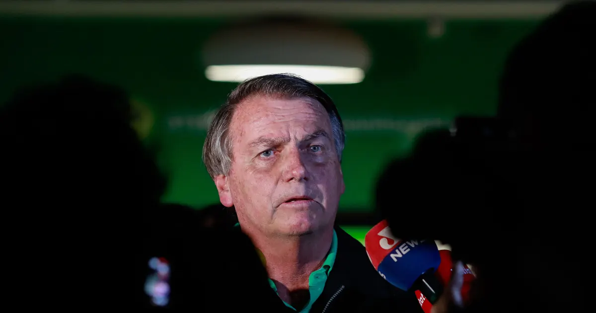 Imagem de Trump Defende Bolsonaro e Acende Alerta Sobre Interferência Internacional no Brasil